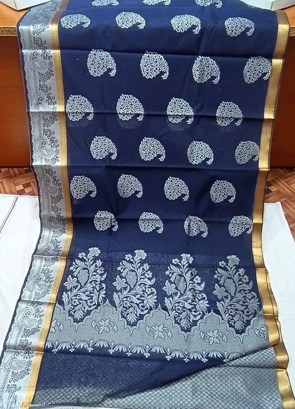 SILVER AND GOLD BORDER
