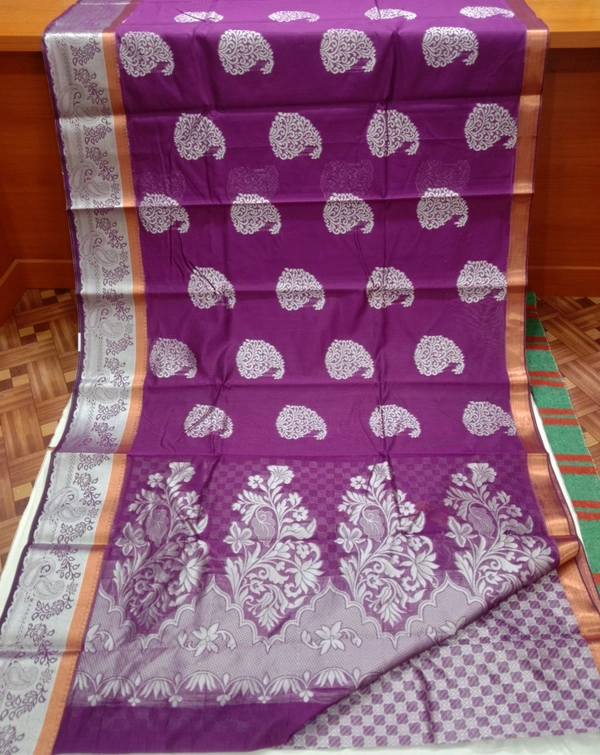 SILVER AND GOLD BORDER