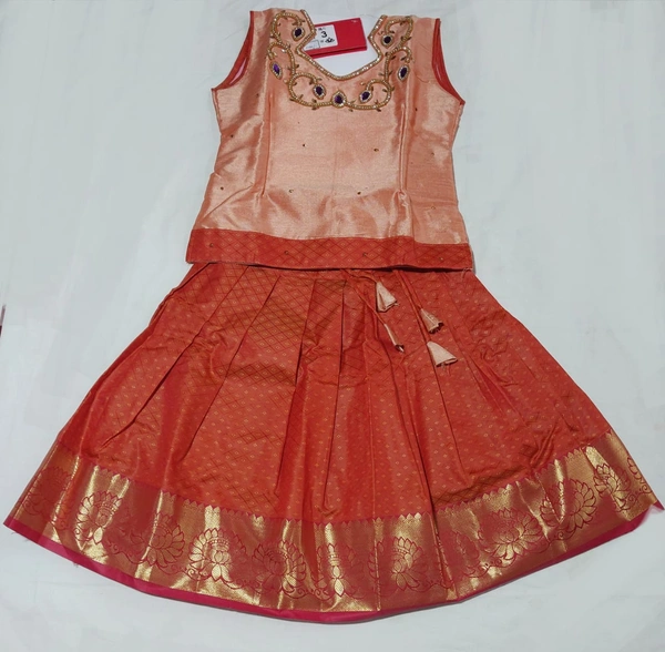 SIZE 3 - Tall Poppy