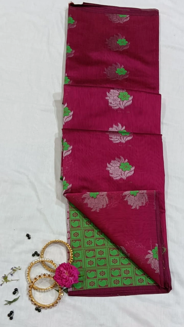 BORDERLESS MEENA PUTTA  - Brick Red