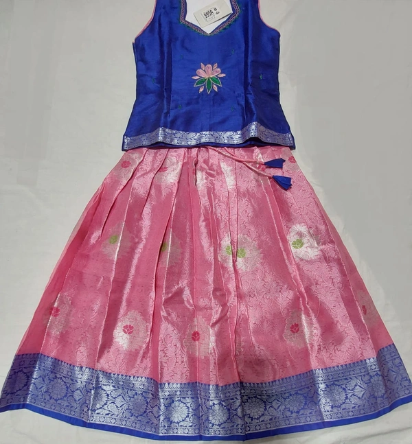 Size 8 - Navy Blue