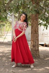 💃🏻PREMIUM DESIGNER READYMADE GOWN COLLECTIONS. 👜* - XXL