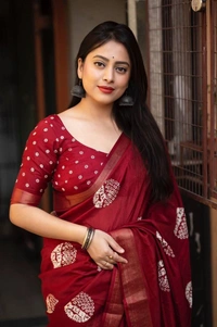 Presenting Enchanting soft cotton saree For Intimate And Big Fat Indian Weddings, That Are Light On Your Skin And Uplift Your Wedding Shenanigans.*🔥