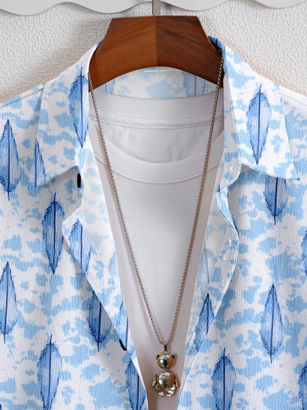 NEW MEN'S EXCLUSIVE POPCORN FABRIC PRINT HALF SLEEVE SHIRT  - M