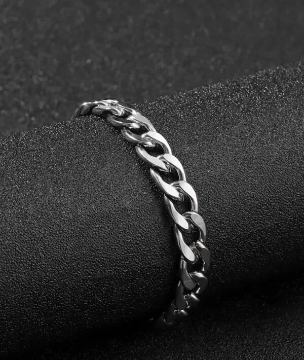 Salty Alpha Classic Cubic Chain For Men!!