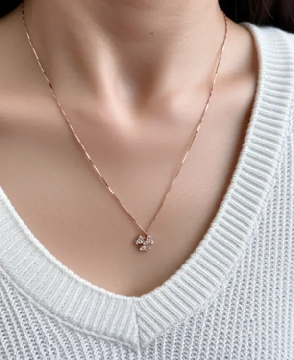 Dazzling Clover Rose Gold Pendant Necklace - 20"