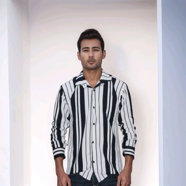 Men Spread Collar Striped Casual Shirt - XL