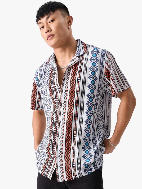 *🤩 PREMIUM LOOKING MEN'S COTTAN PRINTED STYLISH DESIGNED SHIRT* 🤑 - L