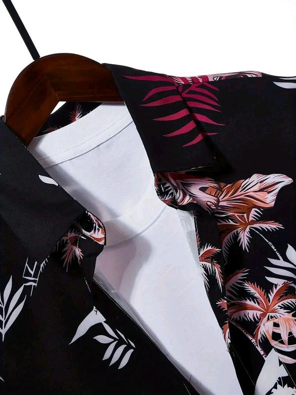 *🤩 SPECIAL SUMMER 🏝️ MEN'S DIGITAL PRINTED BEACH AND NIGHT WEAR* Shirt+Short 💘 - M