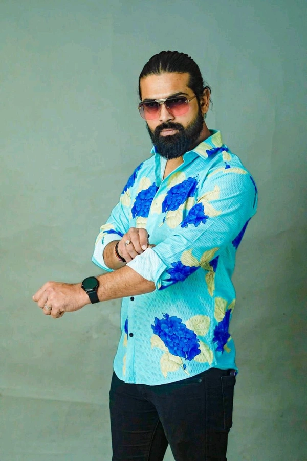 *🤩 SPECIAL DIGITAL TRENDING PRINTED SHIRT IN TEXTURE FABRIC FOR YOUR STYLISH LOOK* 🏝️ - L