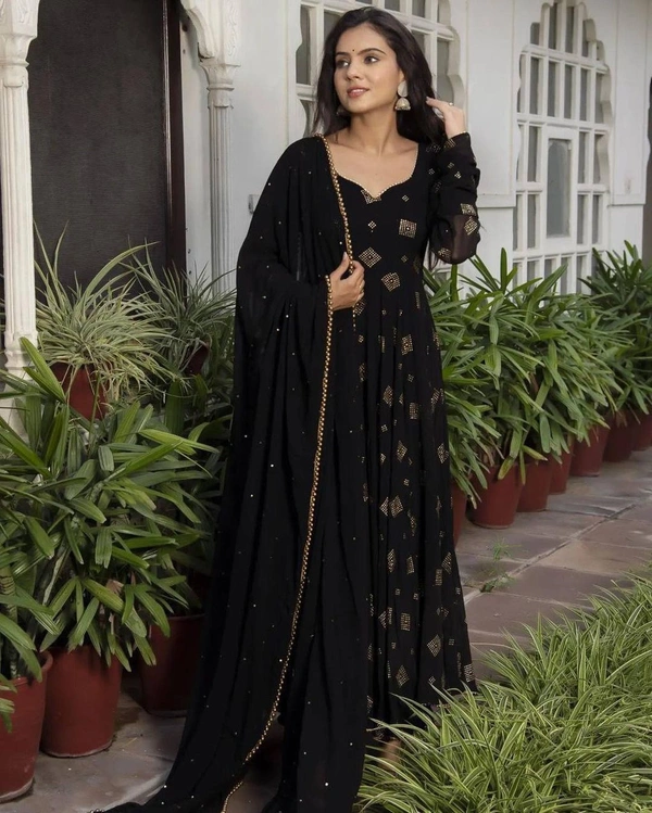 Black Beauty Gown - Black, L
