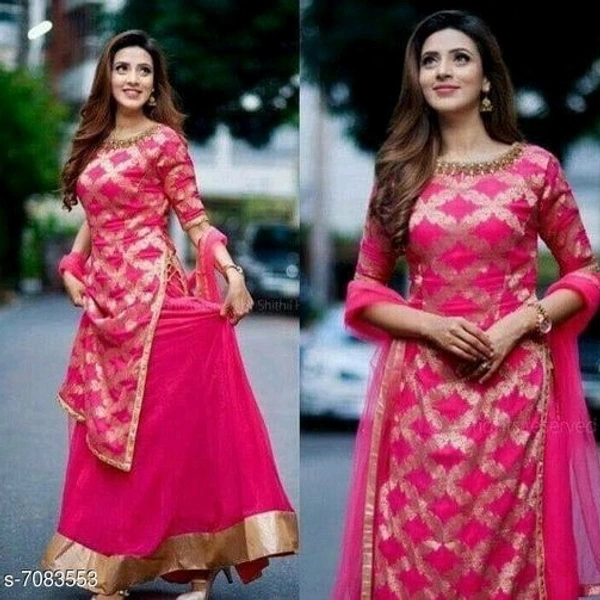 Women Fabulous Kurtis - Pink, M
