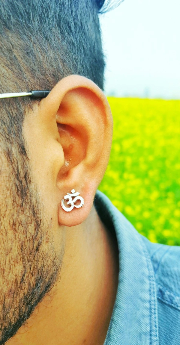 Om Ear Stud