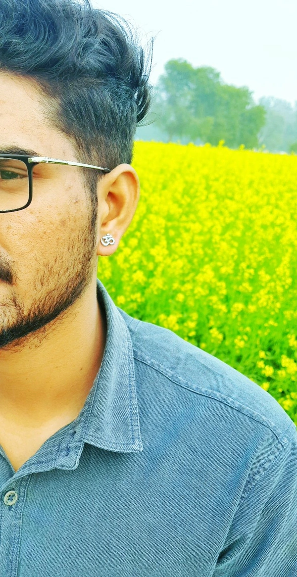 Om Ear Stud