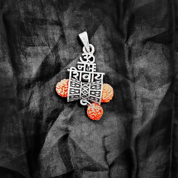Pendant (06)