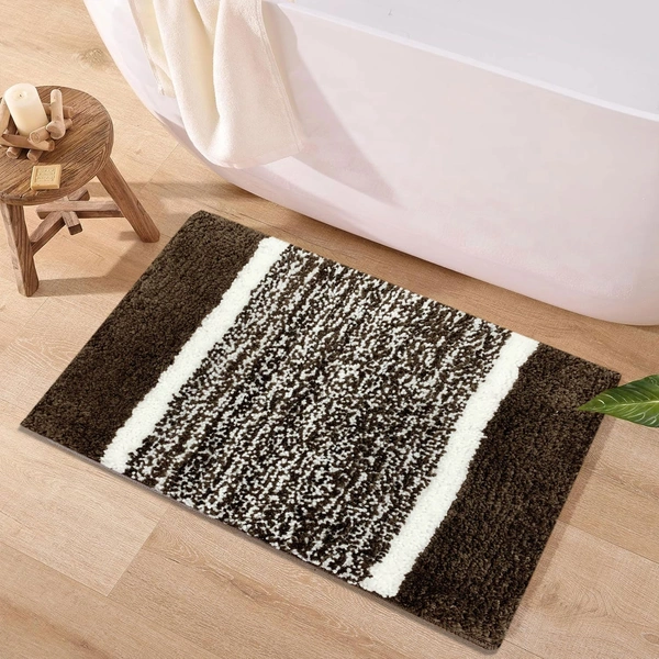 LUXE HOME INTERNATIONAL Riyo Bath Mat, Super Soft Microfibre 1800 Gsm, Non-Slip, Absorbent - Door Mat for Bathroom, Bedroom, Kitchen, Floor - Pack of 1 - 38x58 cm, Chocolate