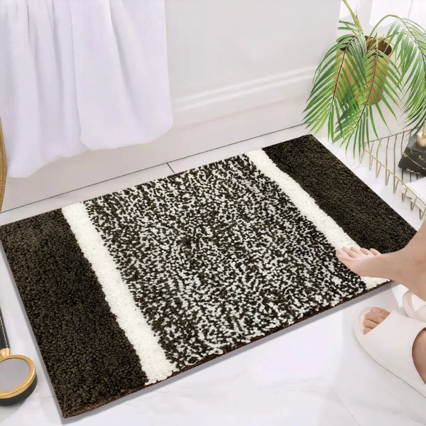 LUXE HOME INTERNATIONAL Riyo Bath Mat, Super Soft Microfibre 1800 Gsm, Non-Slip, Absorbent - Door Mat for Bathroom, Bedroom, Kitchen, Floor - Pack of 1 - 38x58 cm, Arabic Coffee