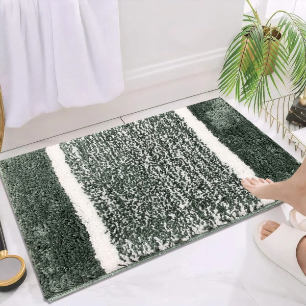 LUXE HOME INTERNATIONAL Riyo Bath Mat, Super Soft Microfibre 1800 Gsm, Non-Slip, Absorbent - Door Mat for Bathroom, Bedroom, Kitchen, Floor - Pack of 1 - 38x58 cm, Seige