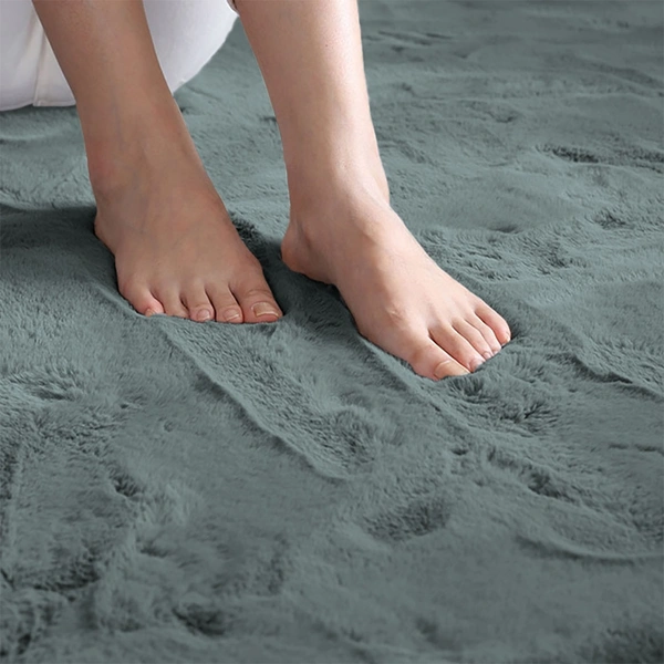 LUXE HOME INTERNATIONAL Rabbit Fur Super Soft Non Slip Floor Carpets for Bedroom, Livingroom - 4x6 Ft, Seige