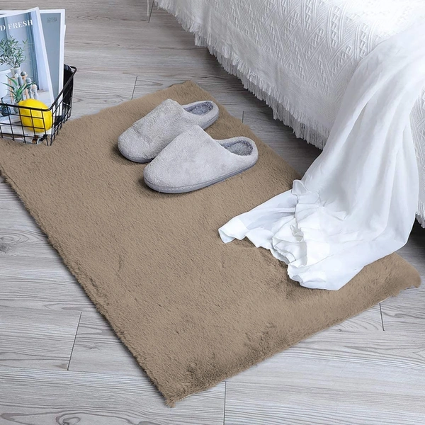 LUXE HOME INTERNATIONAL Rabbit Fur Super Soft Non Slip Mat for Bathroom, Bedroom - 45x75 cm, Taupe
