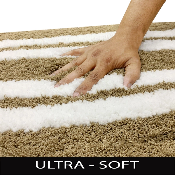 LUXE HOME INTERNATIONAL Florida Bath Mat, Super Soft Microfibre 2000 GSM, Non-Slip, Absorbent - Door Mat for Bathroom, Bedroom, Kitchen, Floor - 38x58 cm, Anti Gold