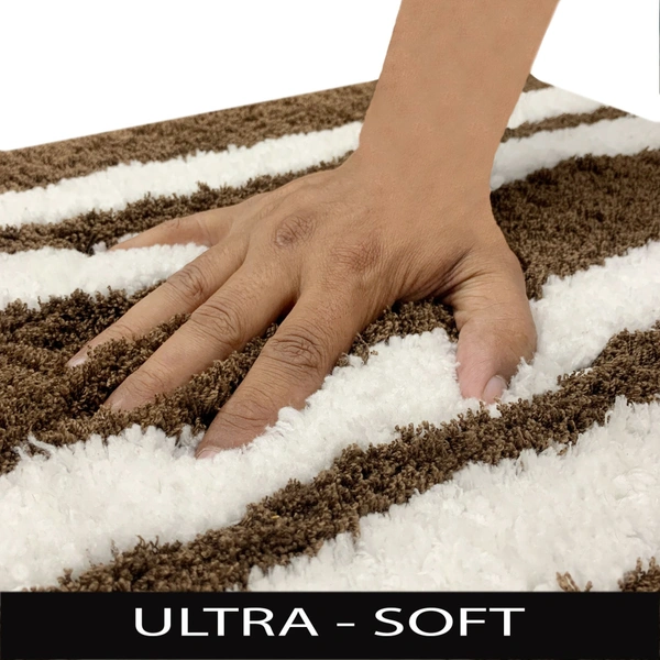LUXE HOME INTERNATIONAL Florida Bath Mat, Super Soft Microfibre 2000 GSM, Non-Slip, Absorbent - Door Mat for Bathroom, Bedroom, Kitchen, Floor - 38x58 cm, Brown