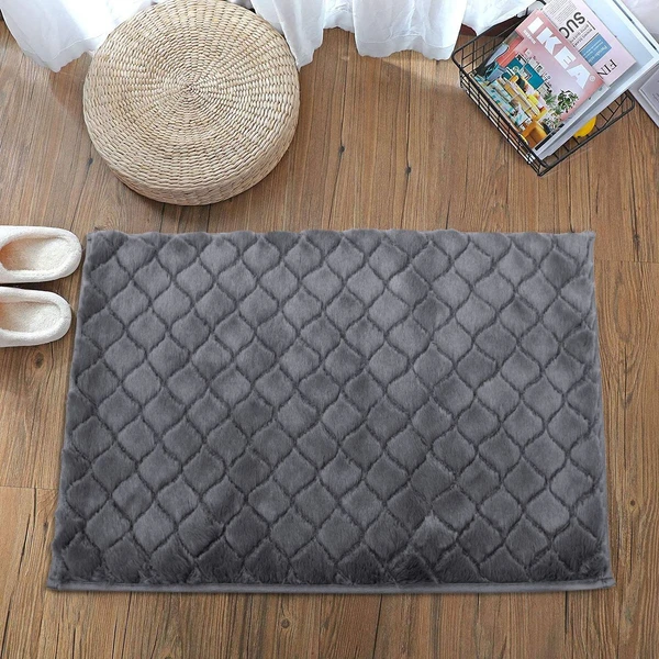 LUXE HOME INTERNATIONAL Luxe Home Austria Bath Mat Rabbit Fur 1000 GSM Bathroom Door Foot Mats Anti Skid Water Absorbent Easy Machine Washable Rug ( Grey , 40 Cm x 60 Cm , Pack of 1 ) - Grey