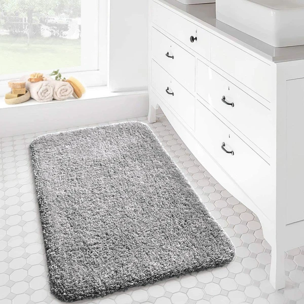 LUXE HOME INTERNATIONAL LuxeHomeBathmat2800GSMMicrofiberAntiSlipWaterAbsorbentMachineWashableandQuickDryVegasMatsforBathroom,Kitchen,Entrance(Silver,40x60Cm,Packof1) - Silver