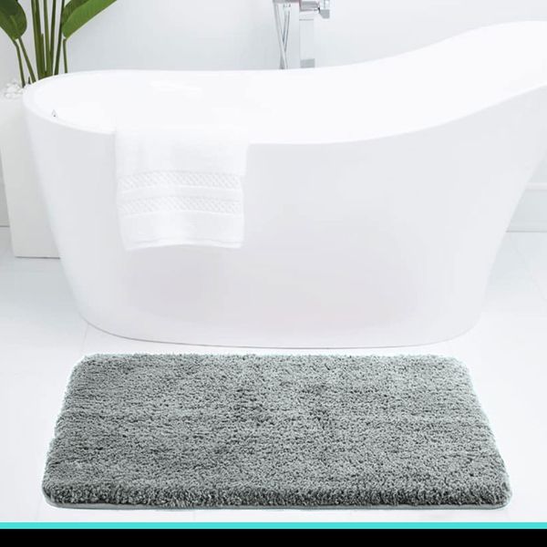 LUXE HOME INTERNATIONAL Luxe Home Bathmat 2800 GSM Microfiber Anti Slip Water Absorbent Machine Washable and Quick Dry Vegas Mats for Bathroom, Kitchen, Entrance ( Silver , 45x75 Cm , Pack of 1 ) - Silver