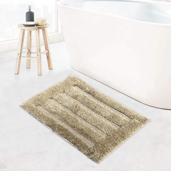 LUXE HOME INTERNATIONAL Bathmat Classic Microfiber 2500 GSM Anti-Skid ( 45x75 cm, Anti Gold, Pack of 1 ) - Anti Gold