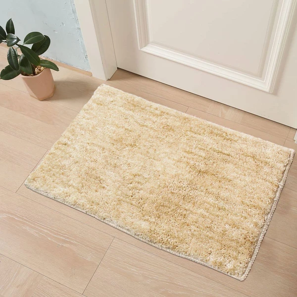 LUXE HOME INTERNATIONAL Bathmat Norway Microfiber 1600 GSM Anti-Skid ( Gold , 38 Cm x 58 Cm , Pack of 1 ) - Gold