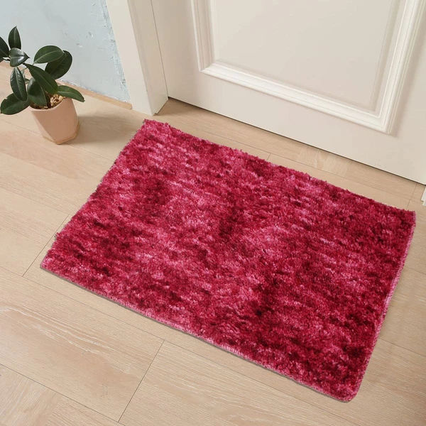 LUXE HOME INTERNATIONAL Bathmat Norway Microfiber 1600 GSM Anti-Skid ( Red , 38 Cm x 58 Cm , Pack of 1 ) - Red