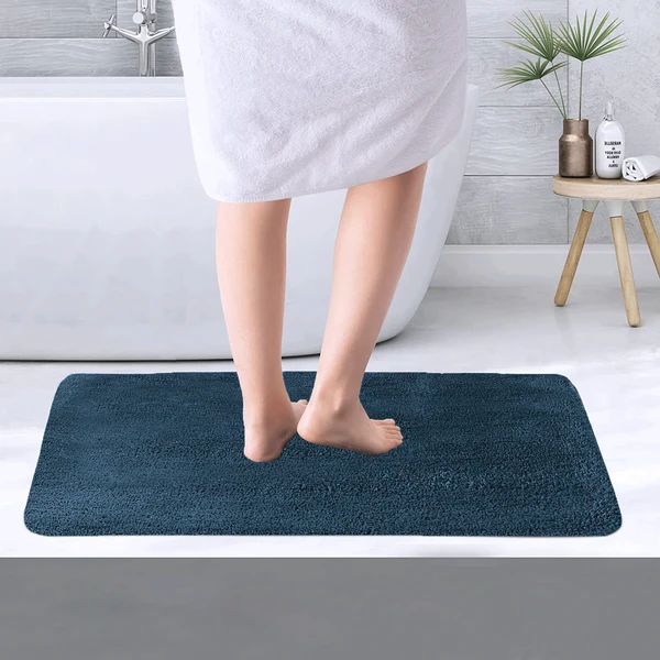 LUXE HOME INTERNATIONAL Bathmat Sensuous Microfiber 2500 GSM Anti-Skid ( Teal , 45 Cm x 75 Cm , Pack of 1 ) - Teal