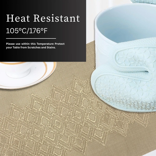 Luxe Home International LUXE HOME INTERNATIONAL Rectangular Pack of 2 Table Placemat (Gold, PVC) - 30x46 cm, Gold