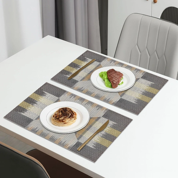 Luxe Home International LUXE HOME INTERNATIONAL Rectangular Pack of 2 Table Placemat (Black, PVC) - 30x46 cm, Black