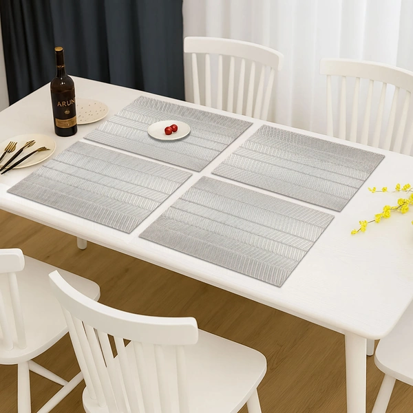 Luxe Home International LUXE HOME INTERNATIONAL Rectangular Pack of 4 Table Placemat (Silver, PVC) - 30x46 cm, Silver