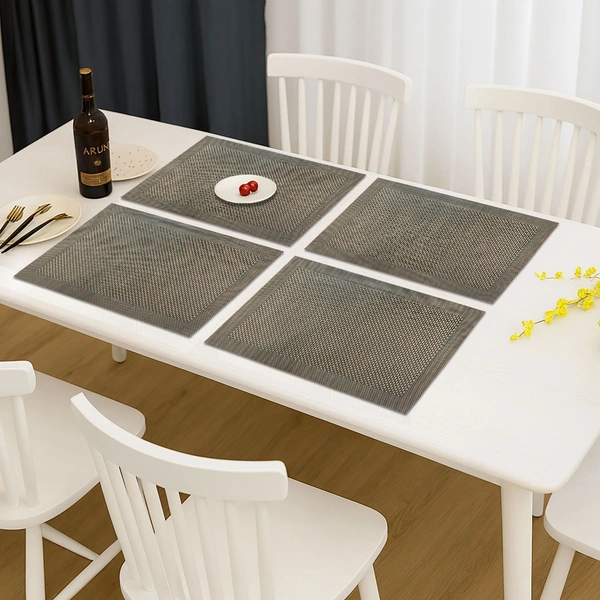 Luxe Home International LUXE HOME INTERNATIONAL Rectangular Pack of 4 Table Placemat (Brown, PVC) - 30x46 cm, Brown