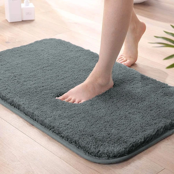 LUXE HOME INTERNATIONAL Luxe Home Bathmat 2800 GSM Microfiber Anti Slip Water Absorbent Machine Washable and Quick Dry Vegas Mats for Bathroom, Kitchen, Entrance ( Grey , 40x60 Cm , Pack of 1 ) - Grey