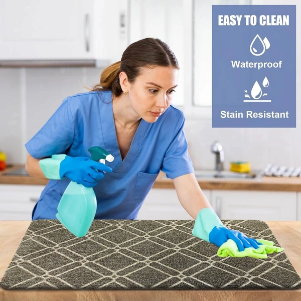 LUXE HOME INTERNATIONAL Phuket PVC Loop Utility Anti-Fatigue Kitchen Mat Non-Slip Cushioned Comfort Mat - Plaid Pattern Standing Desk Mat - Waterproof and Easy to Clean for Home and Office - 40x60 cm, Khaki