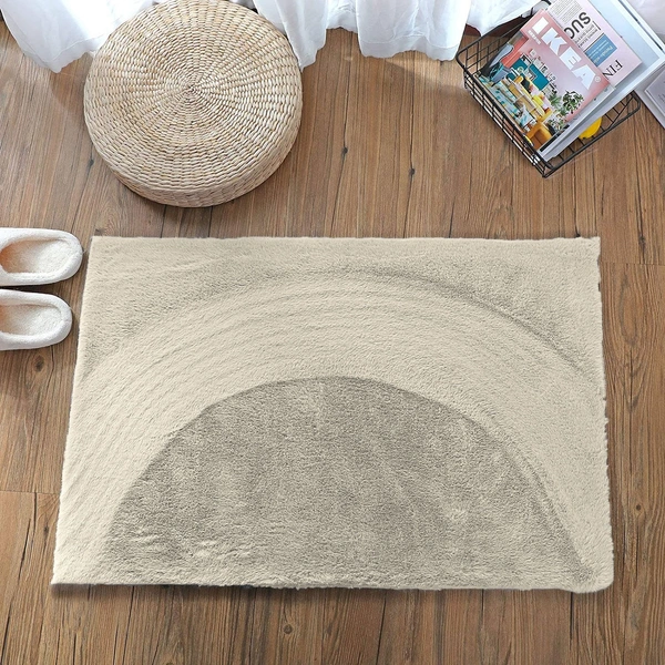 LUXE HOME INTERNATIONAL Rabbit Fur Super Soft Non Slip Mat for Bathroom, Bedroom - 40x60 cm, Beige