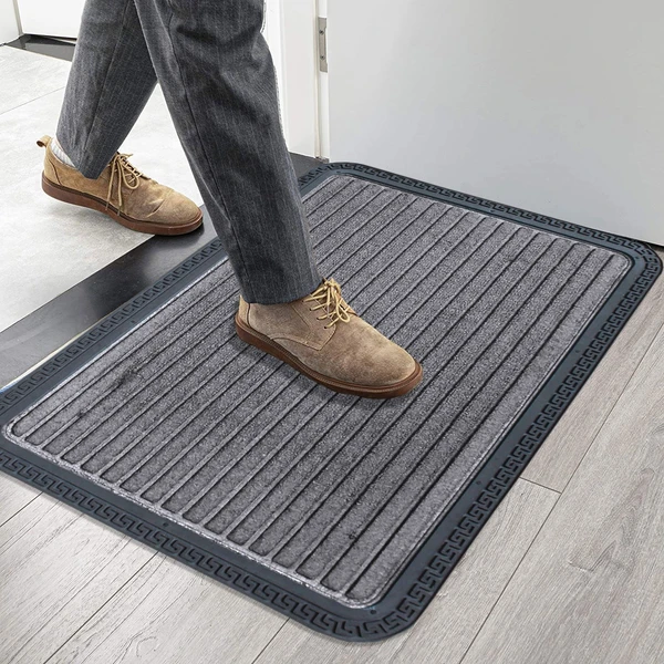 LUXE HOME INTERNATIONAL Luxe Home Rubber Doormats Entrance Foot mate water absorbing Door Mat For Bathroom Floor, Room Mats, Size 40x60 cm, Red - Grey