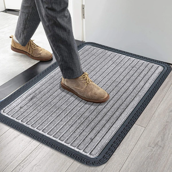 LUXE HOME INTERNATIONAL Luxe Home Rubber Doormats Entrance Foot mate water absorbing Door Mat For Bathroom Floor, Room Mats, Size 40x60 cm, Silver - Red