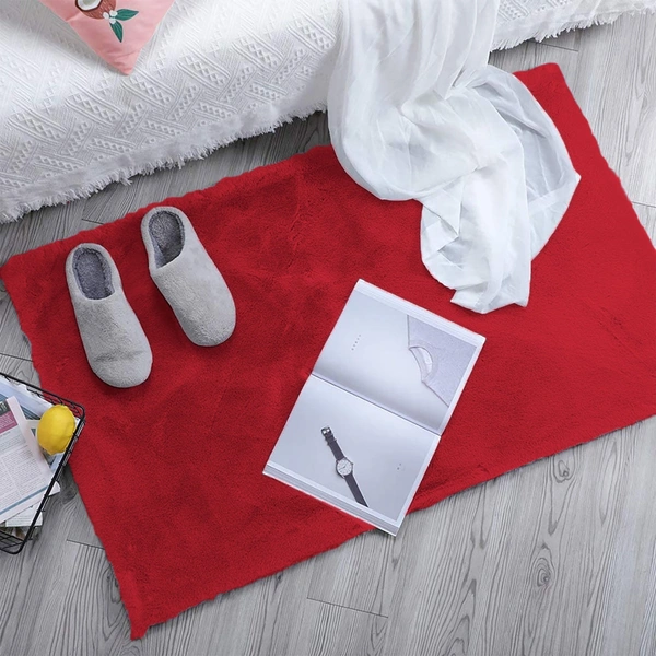 LUXE HOME INTERNATIONAL Rabbit Fur Super Soft Non Slip Mat for Bathroom, Bedroom - 45x75 cm, Maroon