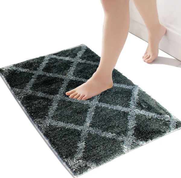 LUXE HOME INTERNATIONAL Tokyo Diamond Bathmat Microfiber Anti Skid Super Soft 1 Pieces ( Grey, 45 Cm x 75 Cm ) - Grey