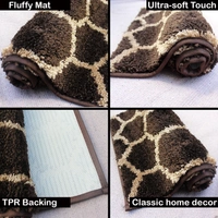 LUXE HOME INTERNATIONAL Tokyo Honeycomb Bathmat Microfiber Anti Skid Super Soft 1 Pieces ( Coffee, 45 Cm x 75 Cm ) - 45x75 cm, Coffee