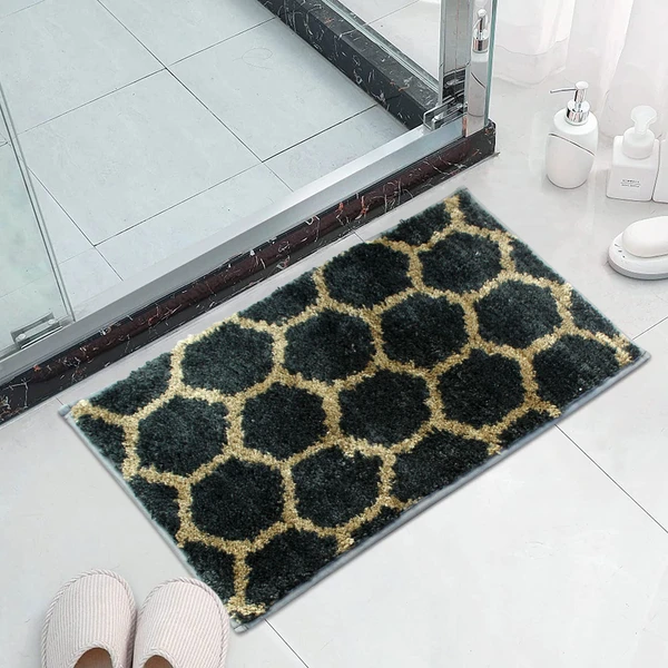 LUXE HOME INTERNATIONAL Tokyo Honeycomb Bathmat Microfiber Anti Skid Super Soft 1 Pieces ( Anti Gold, 40 Cm x 60 Cm ) - Anti Gold