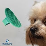 FAIRBIZPS Pet Bath Comb Massage Comb with Ring Handle Rubber Bristles Hand Brush Band Comb for Dogs & Cats (Green)