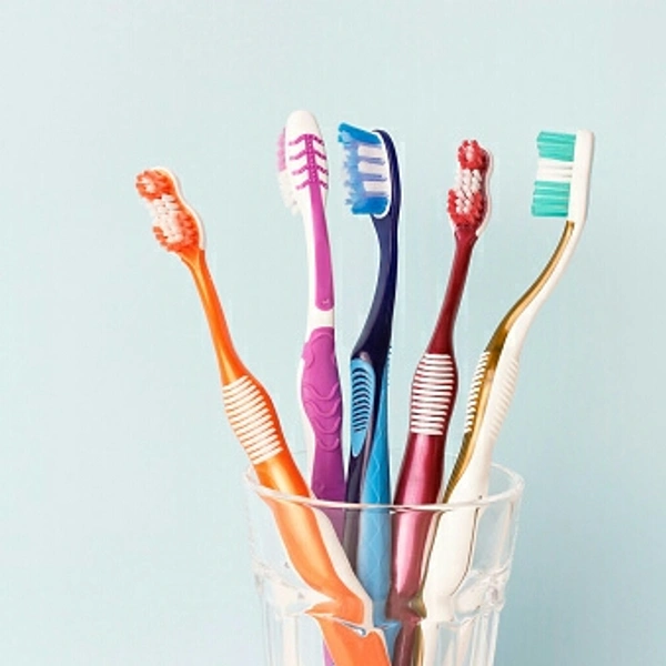 Tooth Brush  - Medium (flexi)