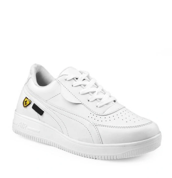  Puma White Sneaker - White, 10