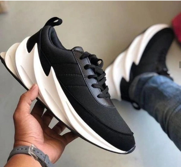 Black Solid Sneakers For Men - Black, IND-7